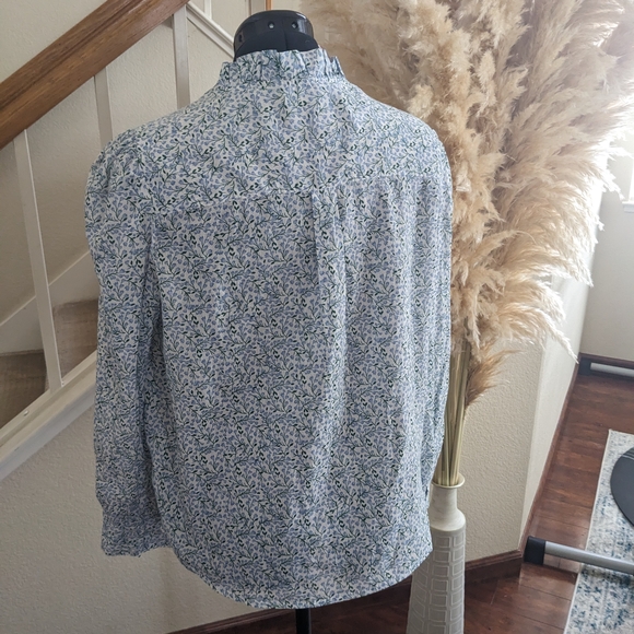 Floral Ruffle Blouse - Picture 4 of 4